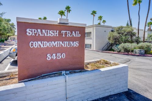 8450 Old Spanish Trl, Tucson AZ 85710-4302 exterior