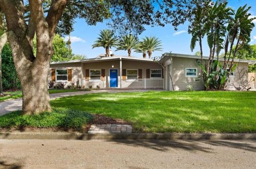 3731 Dover St, Orlando, FL 32806-1761