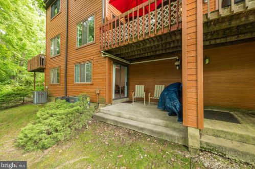 352 Winding Way, Norristown PA  19406-2633 exterior