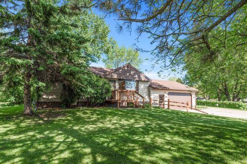 4046 Highland Ave, Saint Paul, MN 55110-4201