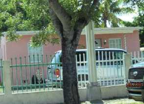 1320 2nd Ave, Hialeah, FL 33010-3518