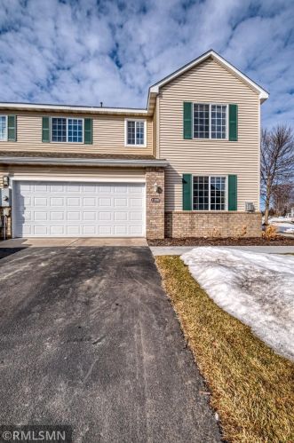 11208 Isanti Ct, Minneapolis, MN 55449-6113