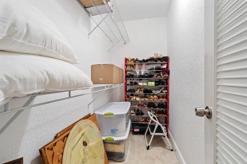 16 Burgundy A, Delray Beach FL  33484-5402 exterior