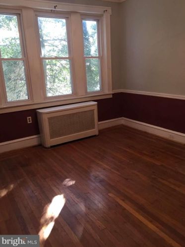 412 Maple Ave, Camden NJ  08106-2055 exterior