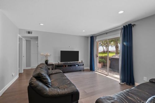 24479 Valle Del Oro, Santa Clarita, CA 91321-4431