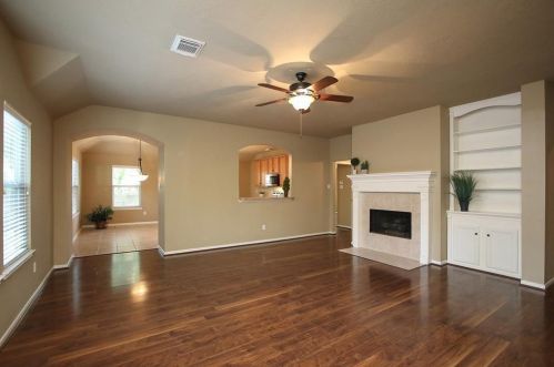 139 Drifting Shadows Cir, Conroe TX  77385-3499 exterior