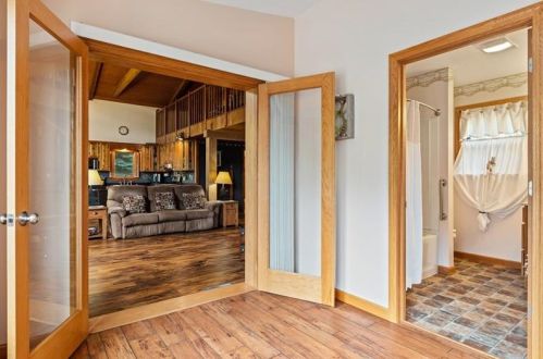 110 Mcclelland Ave, Greenville PA  16125-8004 exterior