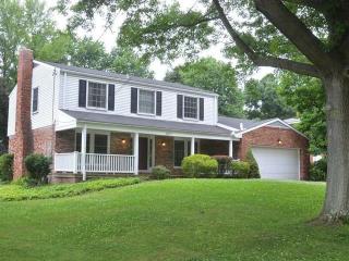 2377 Harrow Rd, Pittsburgh, PA 15241-2466
