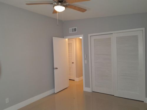 2106 79th Ct, Vero Beach FL  32966-1365 exterior