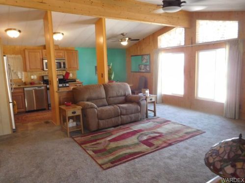 1892 Gloria Ave, Bullhead City, AZ 86442-8159