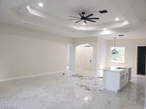 2506 37 St, Lehigh Acres FL exterior