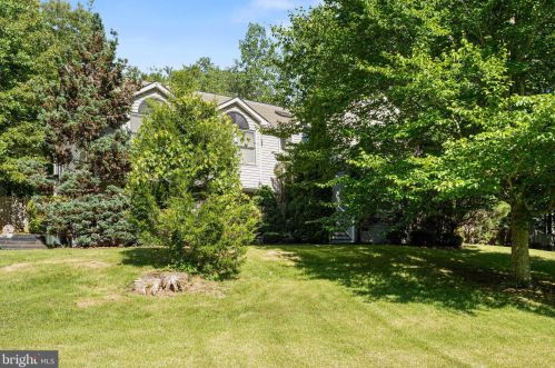 21 Argyle Hills Dr, Fredericksburg, VA 22405-2855