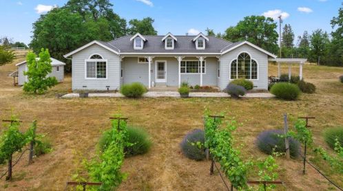 19578 Brindle Pony Rd, Lake Wildwood, CA 95946-9302