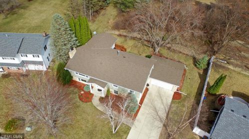 6048 Olinger Cir, Minneapolis, MN 55436-1944