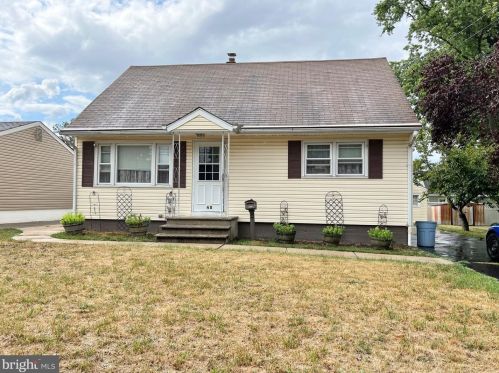 40 Baltusrol St, Trenton NJ 08690-1602 exterior