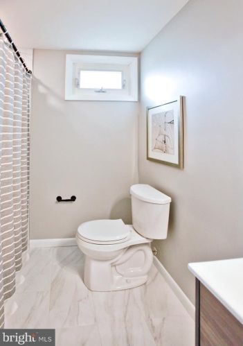 808 Sycamore Dr, Lansdale PA  19446-3128 exterior