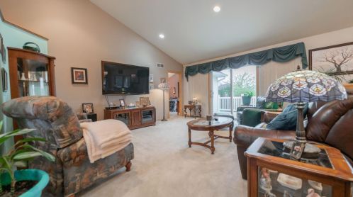 9156 Maple Dr, Dyer IN  46373-9149 exterior