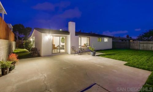 2944 Mobley St, San Diego CA 92123-3038 exterior