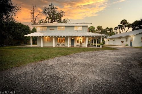 1499 Coffee Mill Hammock Rd, Moore Haven, FL 33471-5607