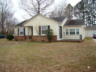 319 Dale St, Paris, TN 38242-5307