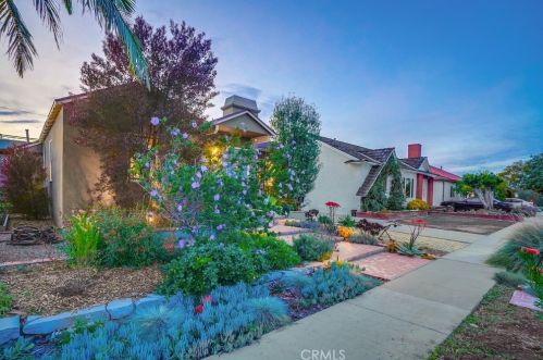 2211 Termino Ave, Long Beach, CA 90815-2516