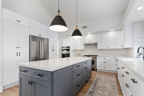 2121 Campton Cir, Rancho Cordova CA  95670-8348 exterior