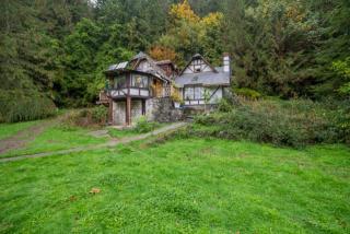 52752 Concrete Sauk Valley Rd, Concrete, WA 98237-9201