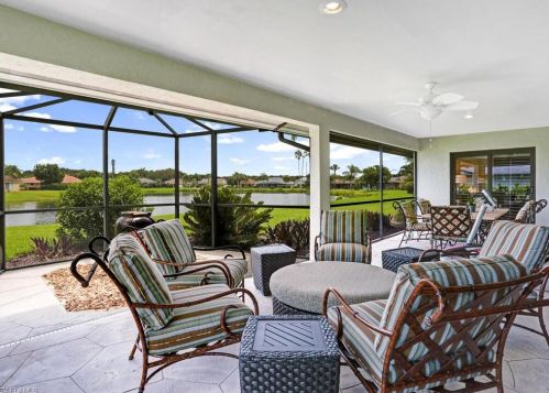 9834 Campbell Cir, Naples, FL 34109-4509