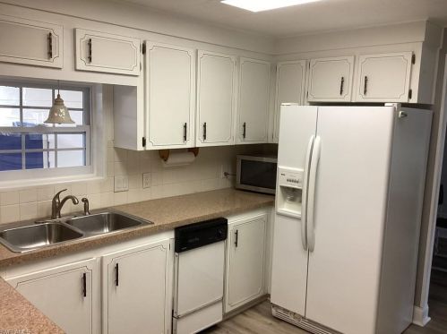 10 Le Mans Dr, Naples, FL 34112-9124