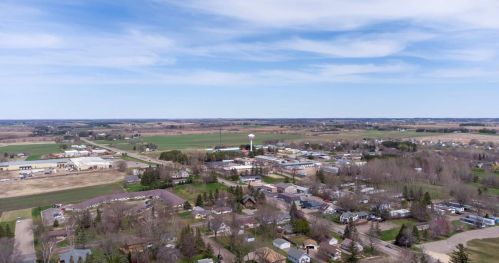 800 12th Ave, Hammond WI  54002-9322 exterior