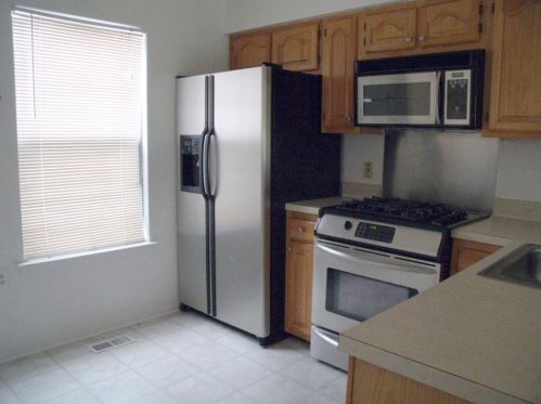 9 Rainier Ct, Hackettstown NJ  07840-2825 exterior