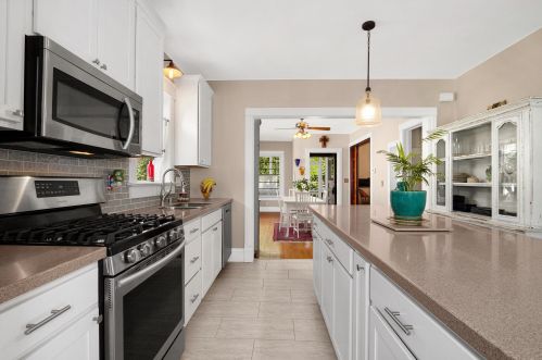 428 21st St, La Crosse, WI 54601-5028