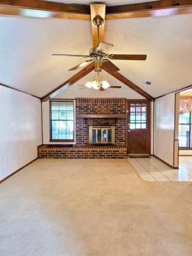 8117 Starnes Rd, Fort Worth, TX 76182-6034