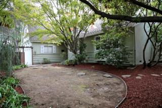 1092 Remington Dr, Sunnyvale, CA 94087-2162