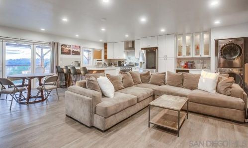 3620 Paul Jones Ave, San Diego, CA 92117-5632
