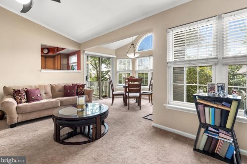 2303 Bennett Pl, Southampton, PA 18966-2695