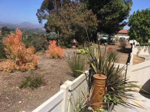 2154 Valleydale Ln, Encinitas, CA 92024-4241