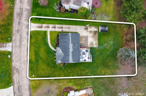 624 Walden Way, Imperial PA  15126-9684 exterior