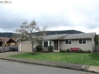 6989 C St, Springfield OR  97478-7296 exterior