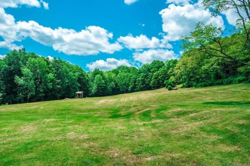 70 Muthig Rd, Hurleyville NY  12747-5056 exterior