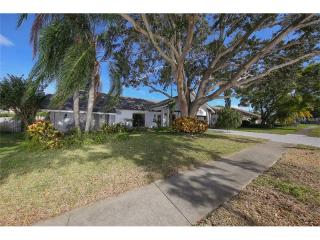 6312 3rd Ave, Bradenton, FL 34209-1609