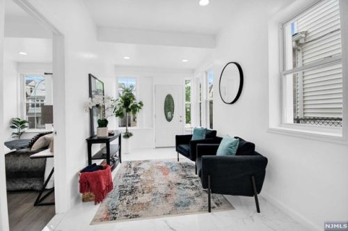 1084 Grove St, Irvington NJ  07111-4123 exterior