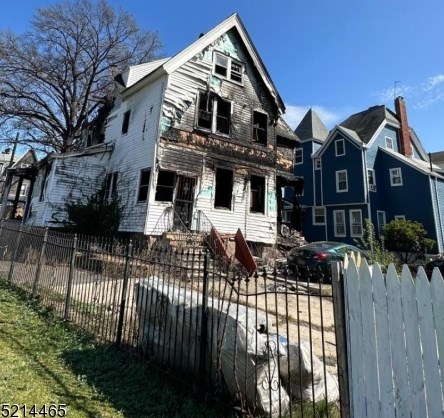 51 Hawthorne Ave, East Orange, NJ 07018-4001