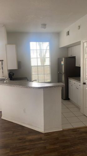 6372 Raleigh St, Orlando, FL 32835-5629
