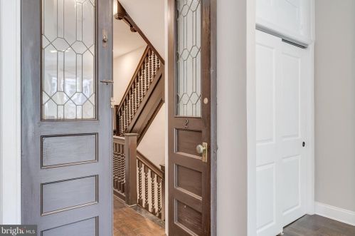 4425 Larchwood Ave, Philadelphia PA  19104-3915 exterior