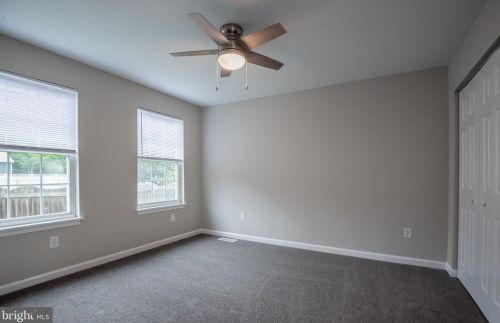 1954 Old Kirkwood Rd, Bear DE  19701-2235 exterior