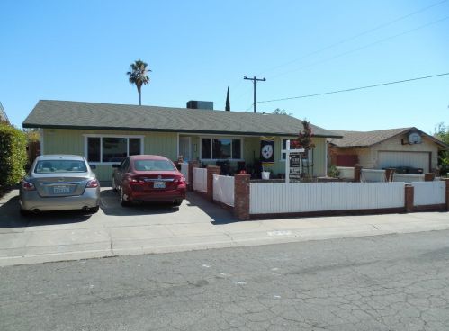 7333 Hutchins Way, North Highlands, CA 95660-3437