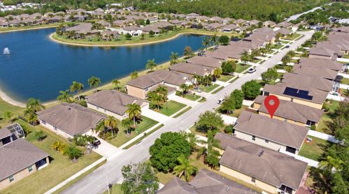 8171 Westfield Cir, Vero Beach FL  32966-1282 exterior