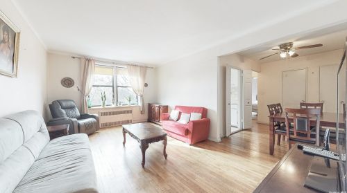 84-31 Van Wyck Expy, Jamaica NY  exterior