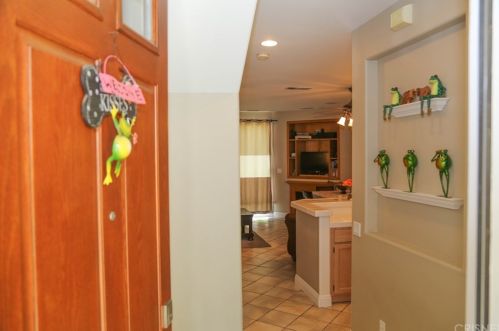 26605 Yosemite Pl, Santa Clarita, CA 91354-2503